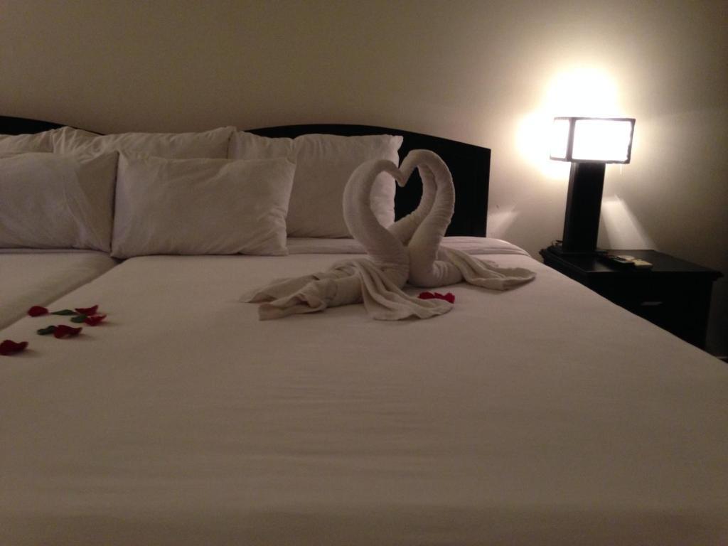 Ruby Bistro Hotel Hue Zimmer foto